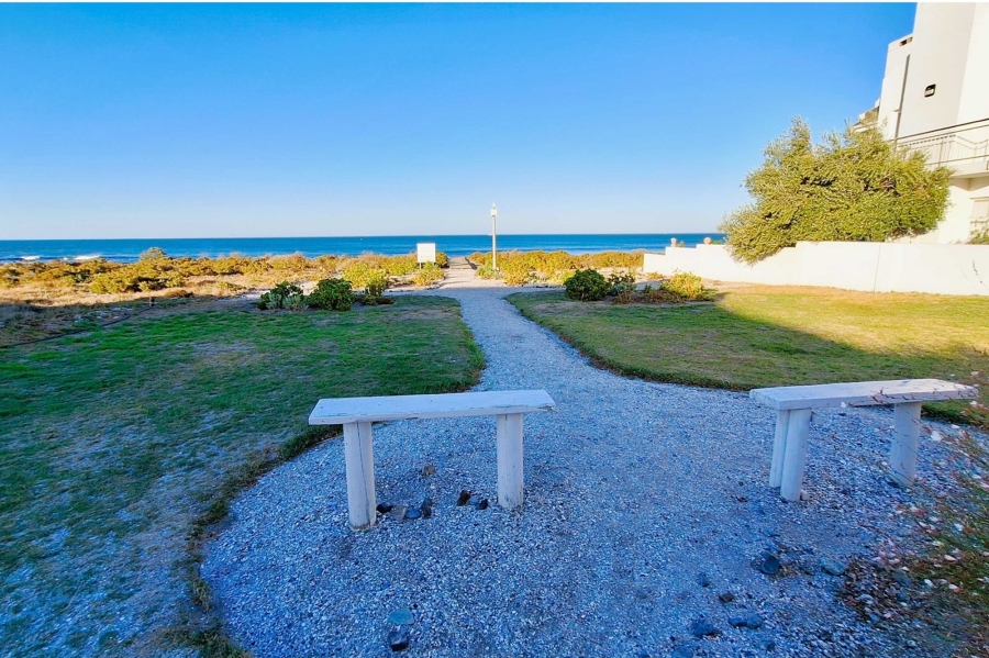 3 Bedroom Property for Sale in Sandy Point Western Cape
